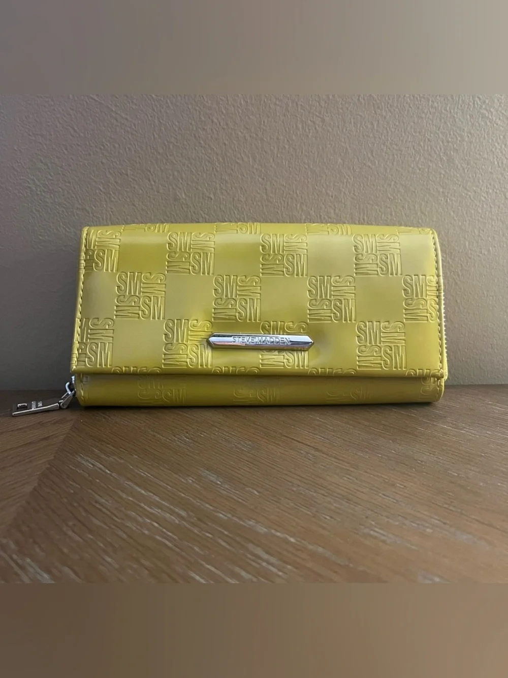 Steve Madden Mustard Yellow Stamped SM Logo Zip Around Trifold Snap Wallet
